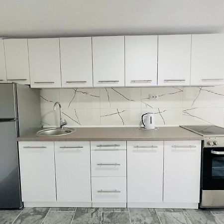 Ajla - Free Parking Apartment Сараево Екстериор снимка